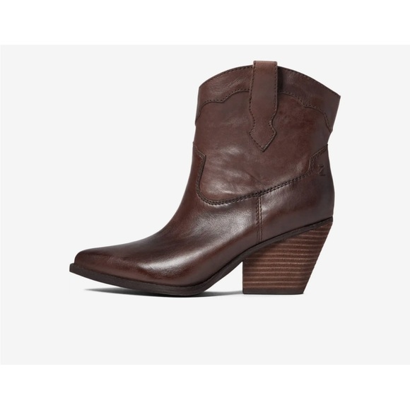 ZODIAC Women's Brown Ankle Boots, size 8. - Picture 2 of 14